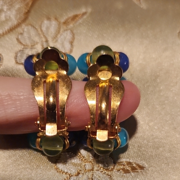 Vintage Gold and Blue Beaded Earring Clip Ons - Picture 3 of 7